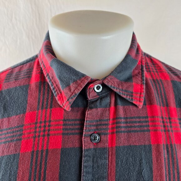 Ohio State Buckeyes Flannel Shirt Men XL Red Gray Plaid Button Up Casual College - Picture 2 of 8